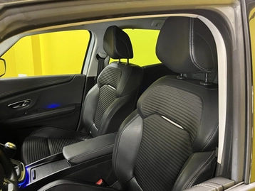 Image véhicule  Renault SCENIC (39)