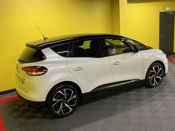 Image véhicule  Renault SCENIC (34)