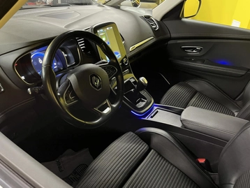Image véhicule  Renault SCENIC (40)
