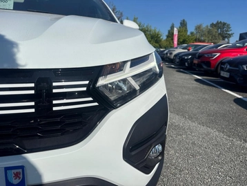 Image véhicule  Dacia SANDERO (15)