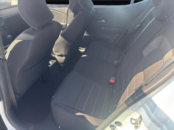 Image véhicule  Dacia SANDERO (18)