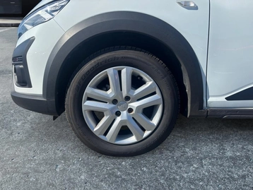 Image véhicule  Dacia SANDERO (6)