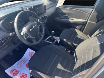 Image véhicule  Dacia SANDERO (16)