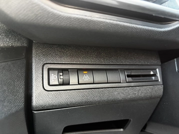 Image véhicule  Peugeot 3008 (27)