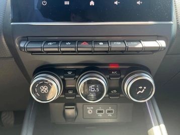 Image véhicule  Renault CLIO (23)