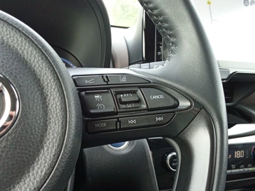 Image véhicule  Toyota YARIS CROSS (39)