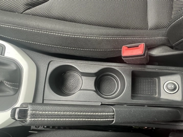 Image véhicule  Seat ARONA (43)