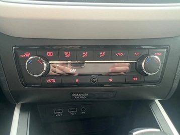 Image véhicule  Seat ARONA (40)