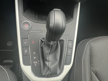 Image véhicule  Seat ARONA (42)