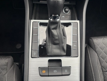 Image véhicule  Skoda SUPERB COMBI (16)