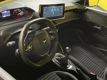 Image véhicule  Peugeot 208 (30)