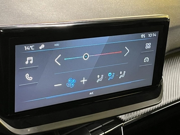 Image véhicule  Peugeot 208 (24)