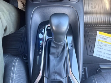 Image véhicule  Toyota COROLLA (30)