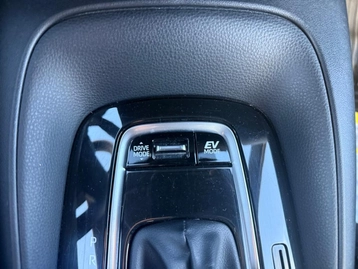 Image véhicule  Toyota COROLLA (29)