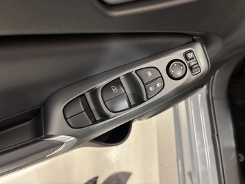 Image véhicule  Nissan JUKE (8) Image véhicule  Nissan JUKE (8)