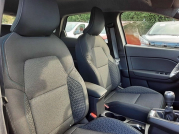 Image véhicule  Renault CAPTUR (5)