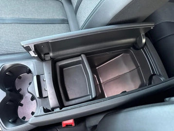 Image véhicule Peugeot 3008 (36) Image véhicule Peugeot 3008 (36)