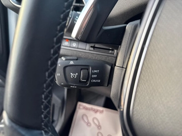 Image véhicule Peugeot 3008 (31) Image véhicule Peugeot 3008 (31)