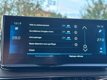 Image véhicule Peugeot 3008 (49) Image véhicule Peugeot 3008 (49)
