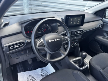 Image véhicule  Dacia SANDERO (2)