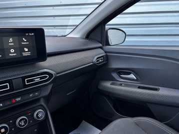 Image véhicule  Dacia SANDERO (30)