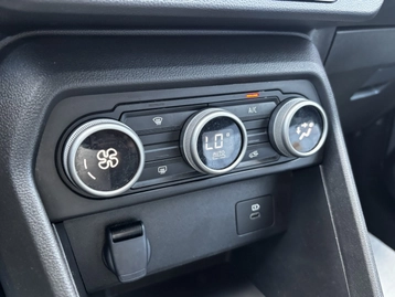 Image véhicule  Dacia SANDERO (26)