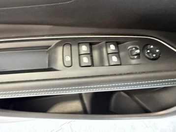 Image véhicule  Peugeot 5008 (10)