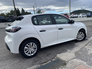 Image véhicule  Peugeot 208 (2)