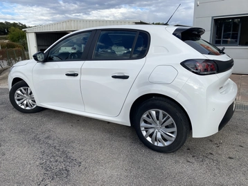 Image véhicule  Peugeot 208 (4)