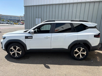 Image véhicule  Dacia BIGSTER (3)