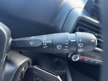 Image véhicule  Peugeot PARTNER (12)