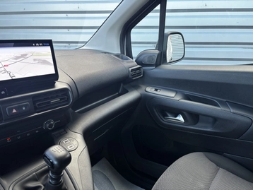 Image véhicule  Peugeot PARTNER (25)