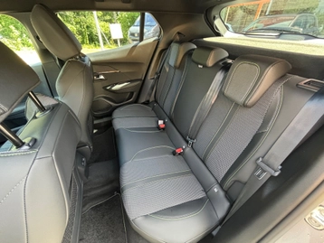Image véhicule  Peugeot 2008 (11)