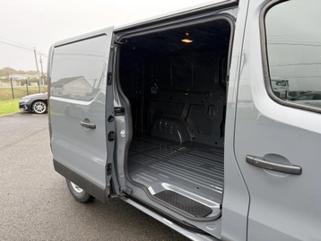 Image véhicule  Renault TRAFIC (11)