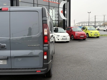 Image véhicule  Renault TRAFIC (8)