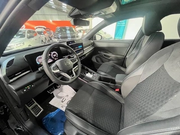 Image véhicule  Volkswagen T-ROC (7)