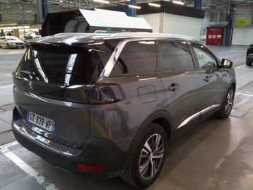 Image véhicule  Peugeot 5008 (1)