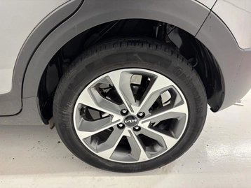 Image véhicule  Kia STONIC (39)