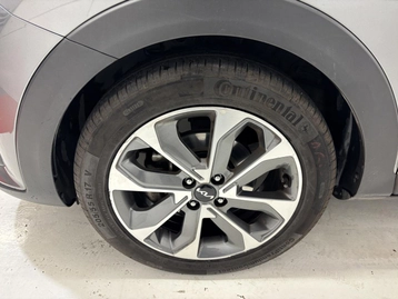 Image véhicule  Kia STONIC (40)