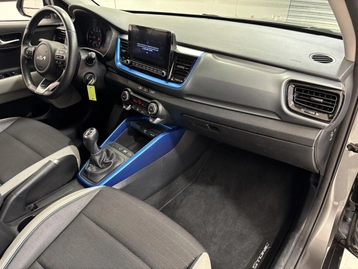 Image véhicule  Kia STONIC (26)