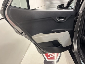 Image véhicule  Kia STONIC (20)