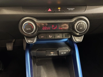 Image véhicule  Kia STONIC (16)