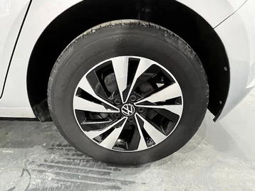 Image véhicule  Volkswagen POLO (19)