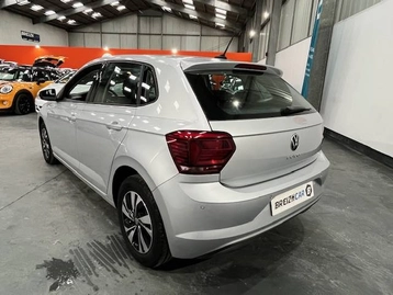 Image véhicule  Volkswagen POLO (2)