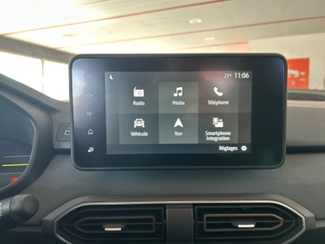 Image véhicule  Dacia JOGGER (23)