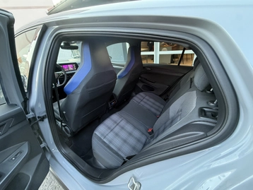 Image véhicule  Volkswagen GOLF (18)