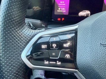 Image véhicule  Volkswagen GOLF (34)