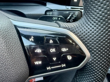 Image véhicule  Volkswagen GOLF (32)