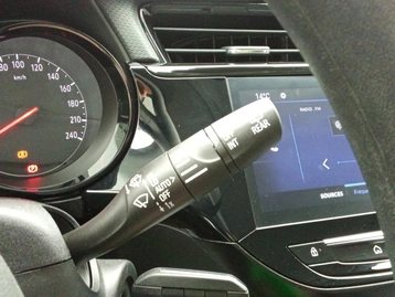 Image véhicule  Opel CORSA (32)