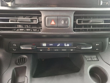 Image véhicule  Citroën BERLINGO (10)